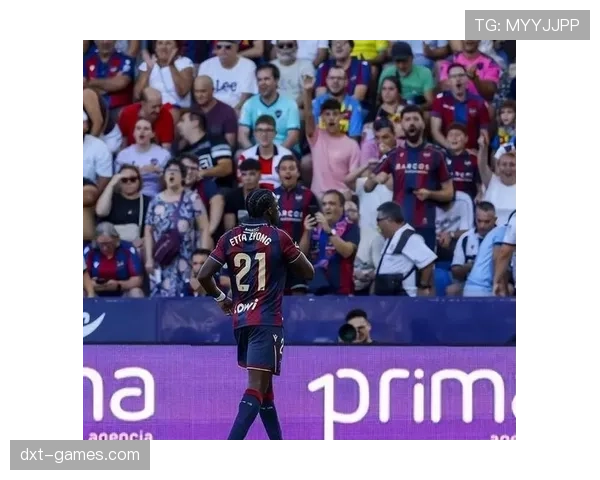 西甲转会窗口开启，豪门争抢新星引关注